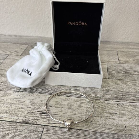 NEW Pandora Sterling Silver 925 Infinity Heart Clasp Bangle Bracelet - Picture 5 of 8